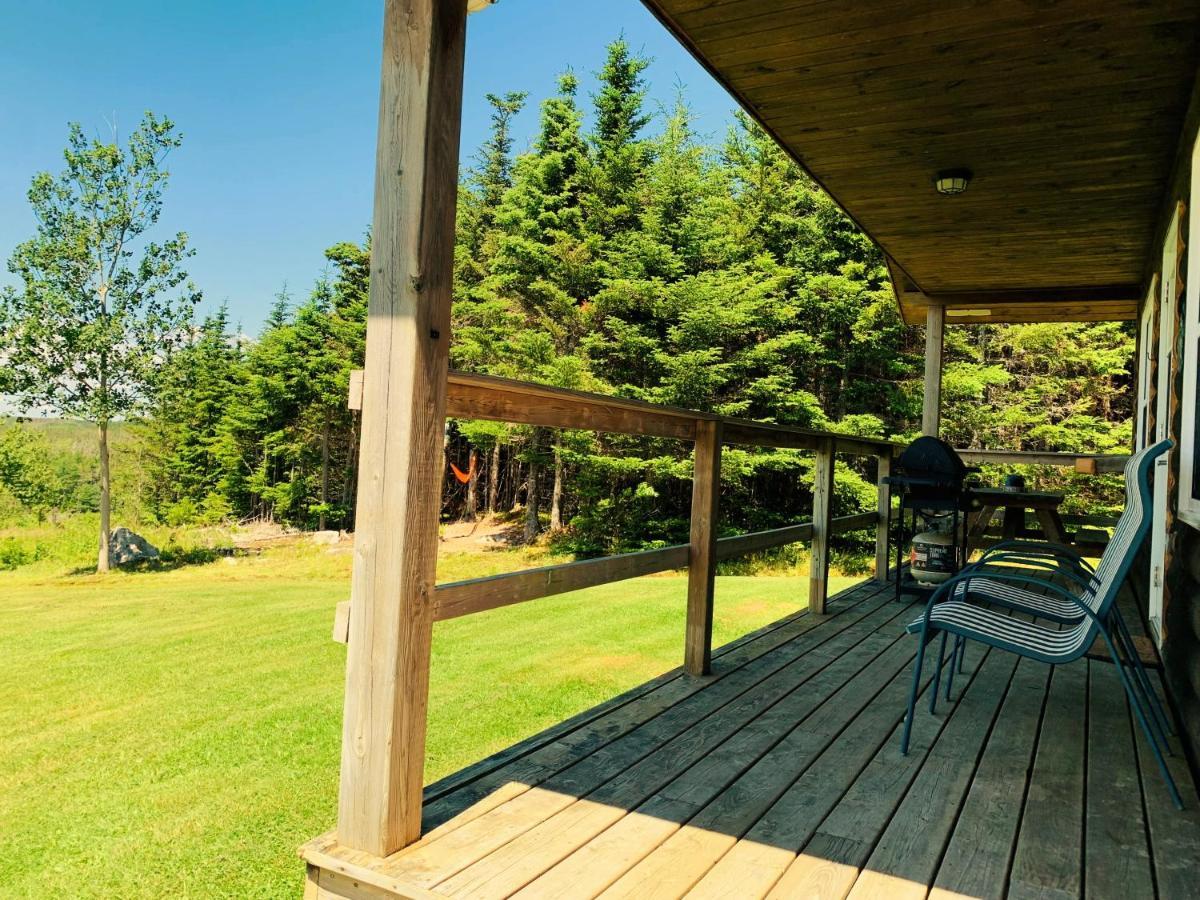 Eagle Valley Cottages Queensport Exterior photo